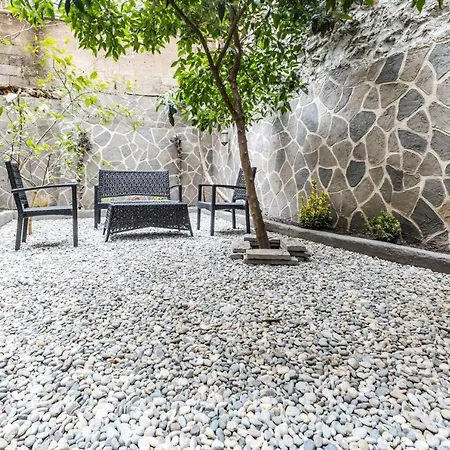 Stylish Fully Furnished Modern Flat In Kadikoey * Istanbul